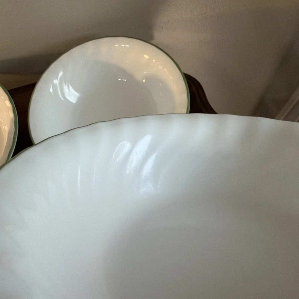 Set of 6 Corelle Chutney White Swirl Green Rim Soup Cereal Bowls 7.25